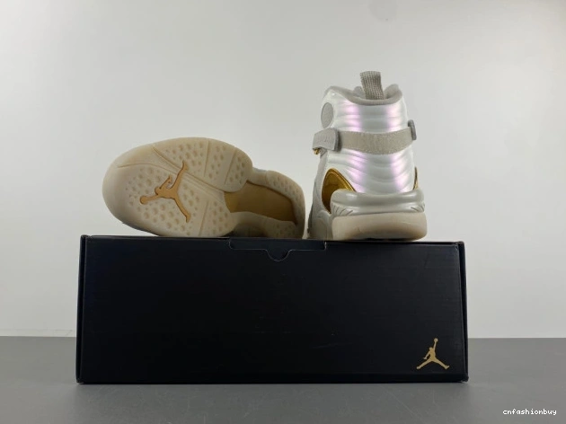 Jordan 832821-030 Retro Champagne 8 1006